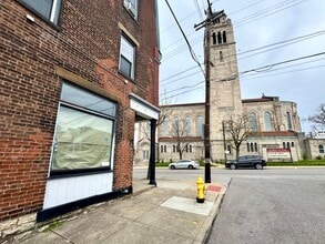 335 W McMillan St, Cincinnati, OH for lease Building Photo- Image 2 of 8