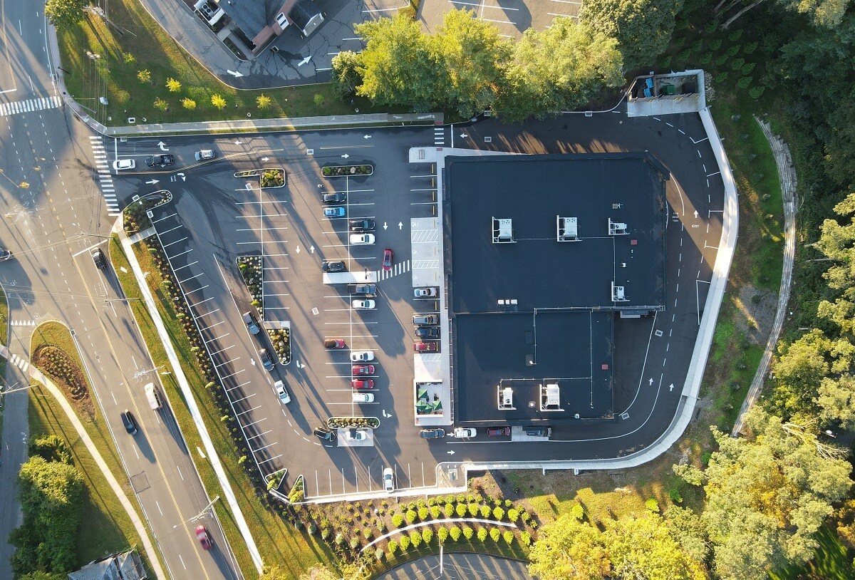 965 White Plains Rd, Trumbull, CT 06611 CVS Plaza