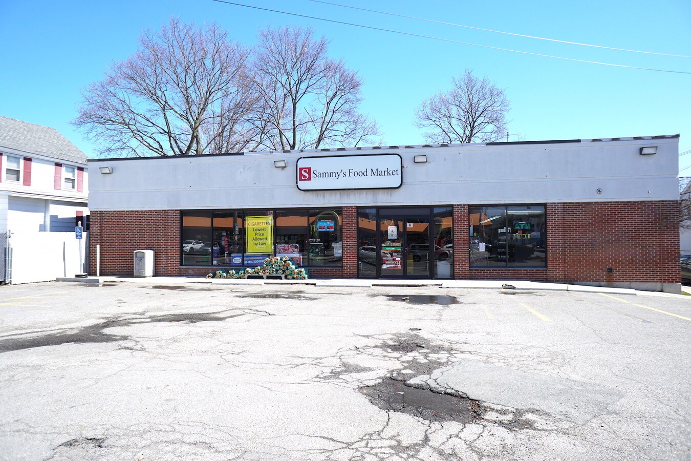 208 S Broadway, Lawrence, MA 01843