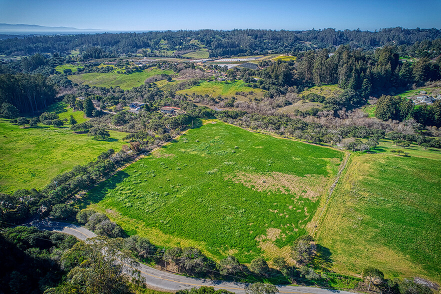 571 Calabasas, Watsonville, CA for sale - Building Photo - Image 2 of 18