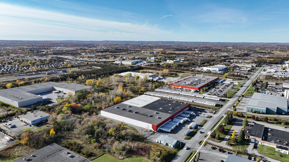 160 Jamieson Bone Rd, Belleville, ON for lease - Building Photo - Image 2 of 7