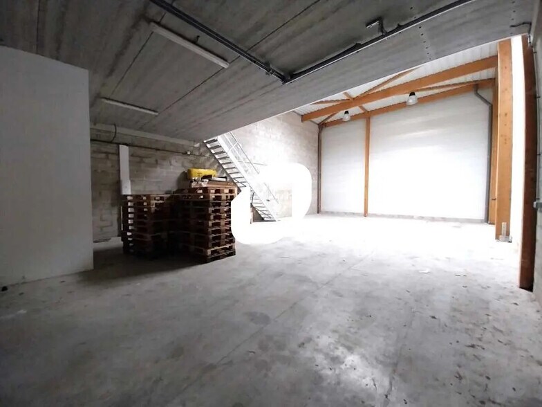 Flex in Gazeran for lease - Building Photo - Image 3 of 22