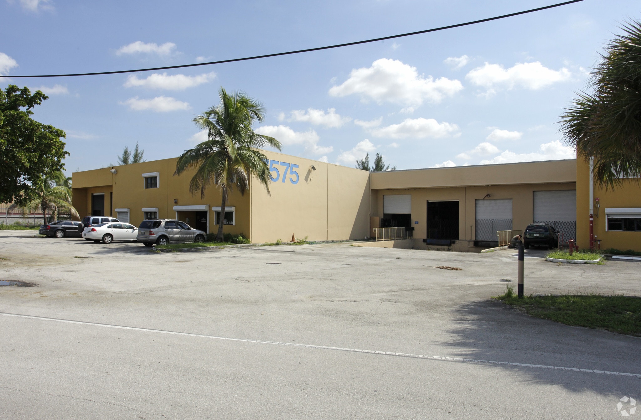 7525-7575 NW 74th Ave, Medley, FL for lease Building Photo- Image 1 of 6