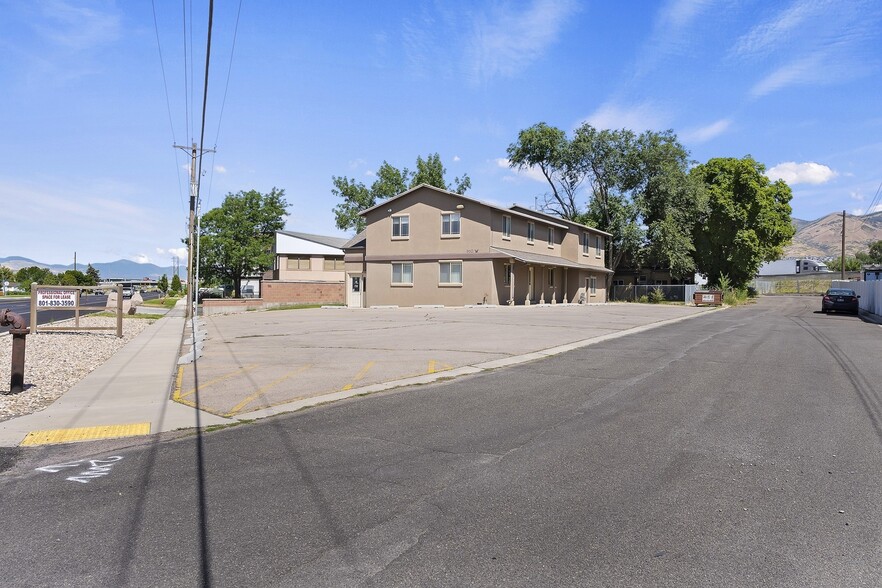 910 W State St, Lehi, UT for sale - Building Photo - Image 2 of 19