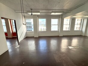 318-320 W 9th St, Los Angeles, CA for lease Building Photo- Image 2 of 12