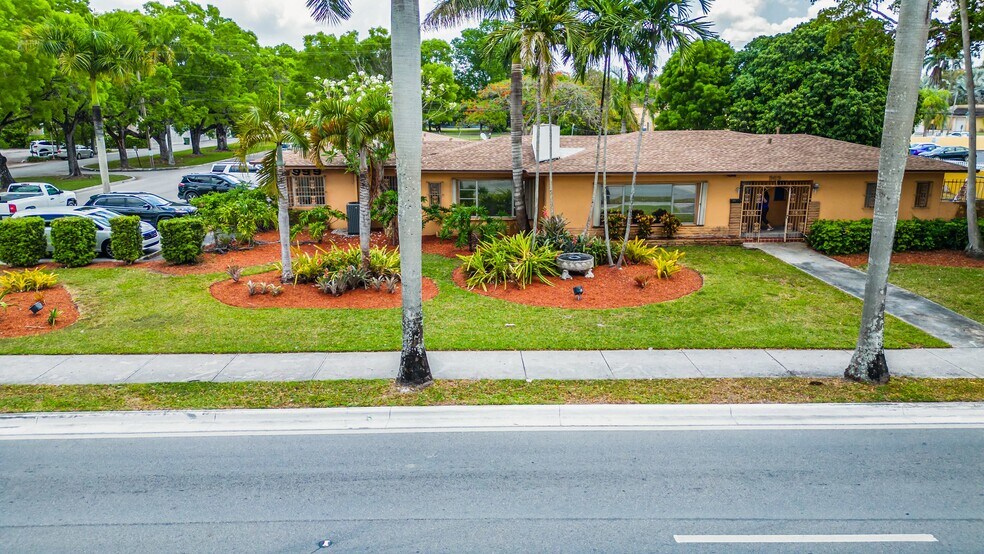 999 N Krome Ave, Homestead, FL 33030 ValueAdd Commercial Building