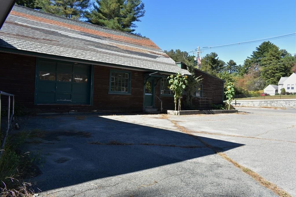 1271 Pulaski Blvd, Bellingham, MA 02019