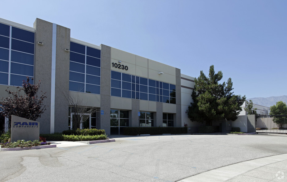 10230 Indiana Ct, Rancho Cucamonga, CA for lease - Primary Photo - Image 2 of 5