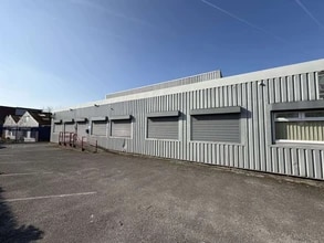 Southmoor Rd, Manchester for lease Building Photo- Image 1 of 2