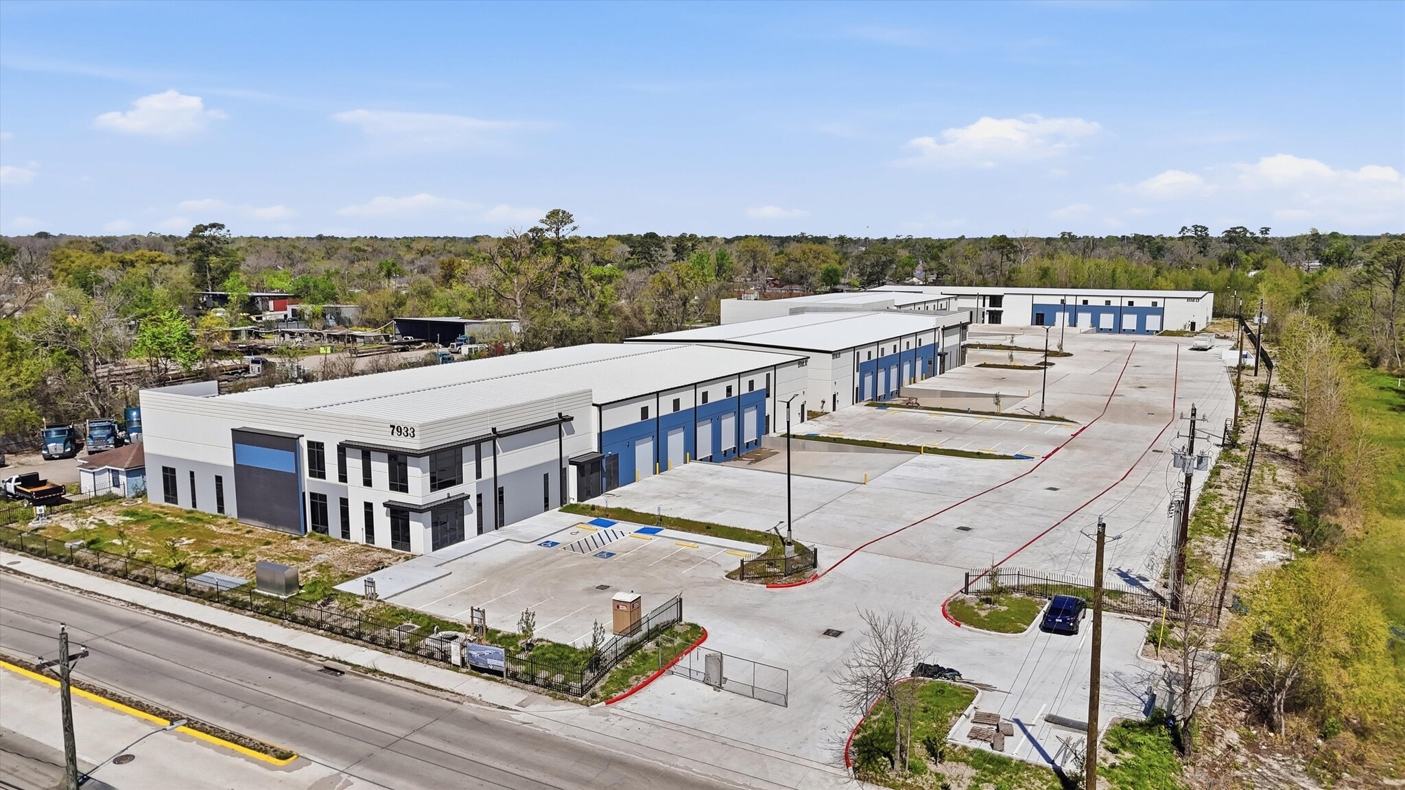 7933 Ley Rd, Houston, TX for lease Interior Photo- Image 1 of 7