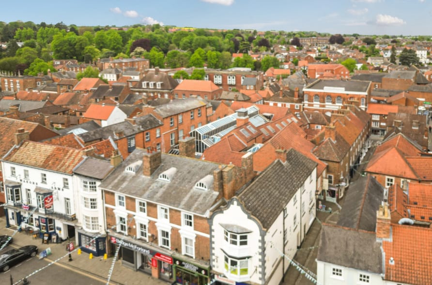 5 Cornmarket, Louth for sale - Building Photo - Image 2 of 8