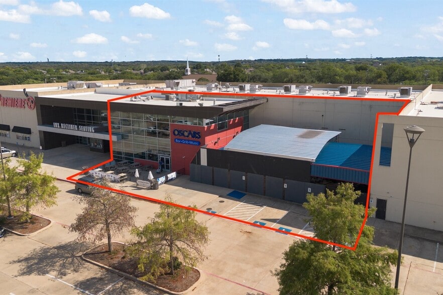 1581 SW Wilshire Blvd, Burleson, TX for sale - Building Photo - Image 1 of 1