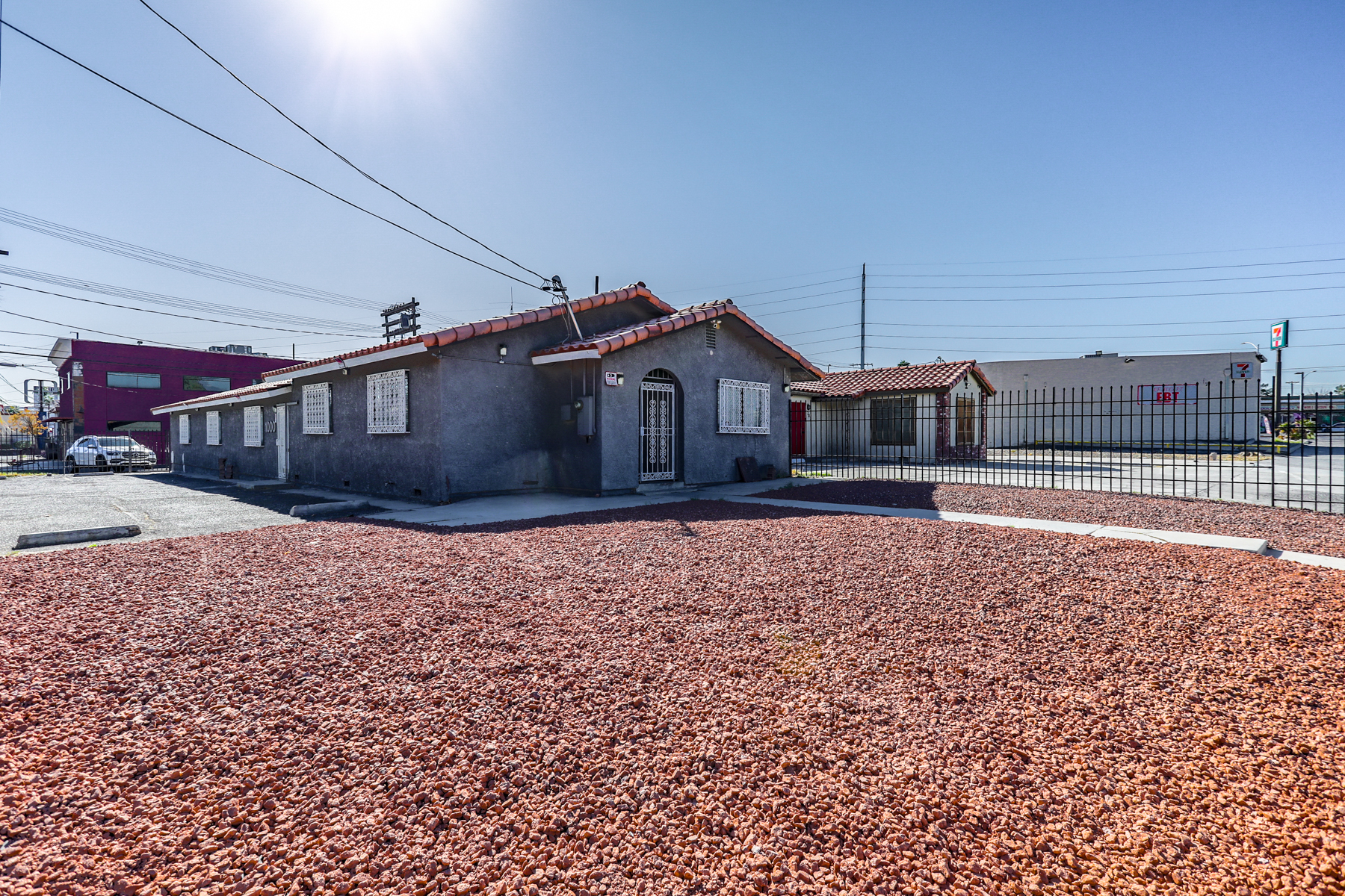 1000 Garces Ave, Las Vegas, NV for lease Building Photo- Image 1 of 38