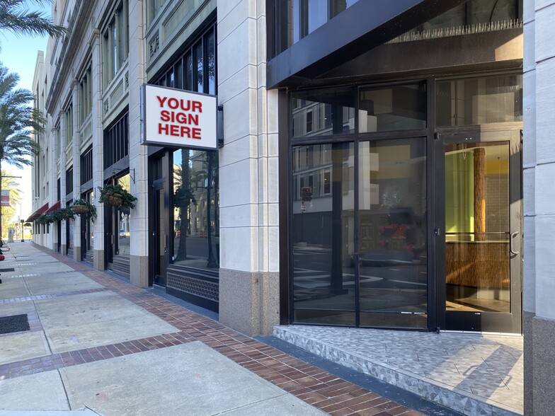 11 E Forsyth St, Jacksonville, FL for lease - Building Photo - Image 2 of 15