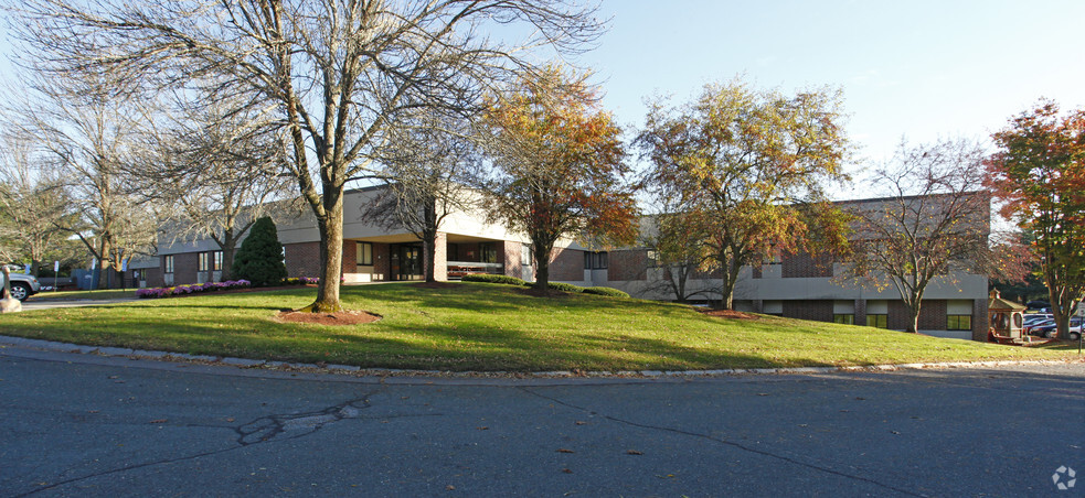 10 Technology Dr, Lowell, MA for sale - Primary Photo - Image 1 of 1