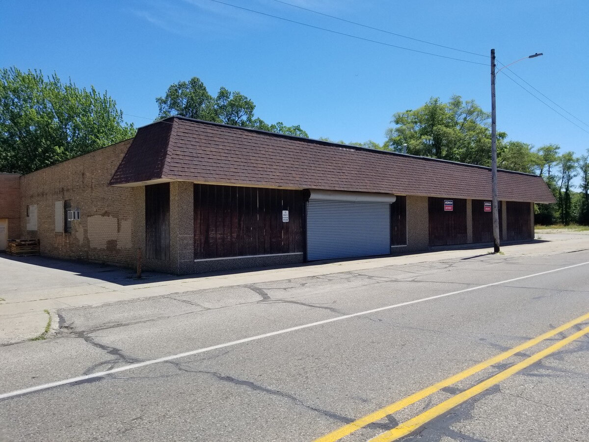 1952 Peck St, Muskegon, MI 49441 | LoopNet