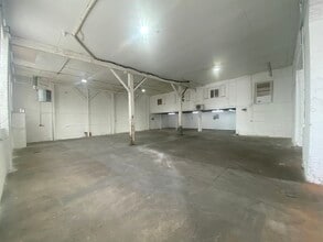 207-229 42nd St, Brooklyn, NY for lease Interior Photo- Image 1 of 12