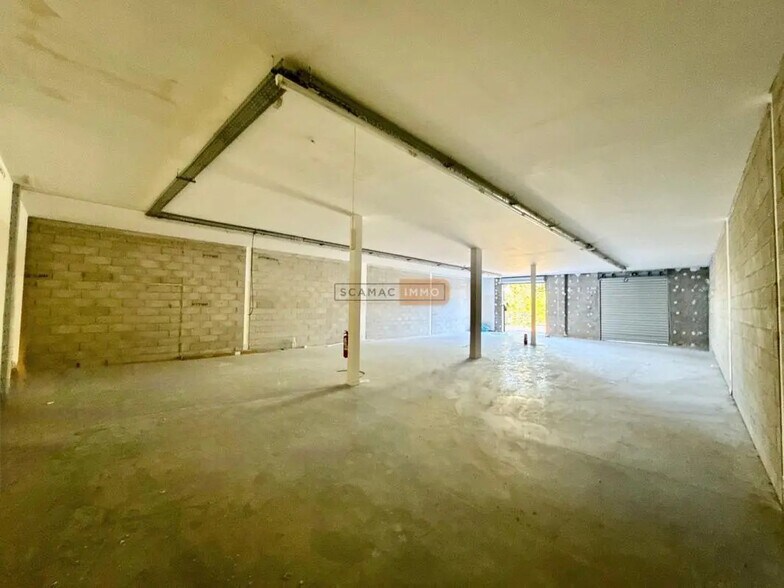 Industrial in Fréjus for lease - Interior Photo - Image 2 of 6