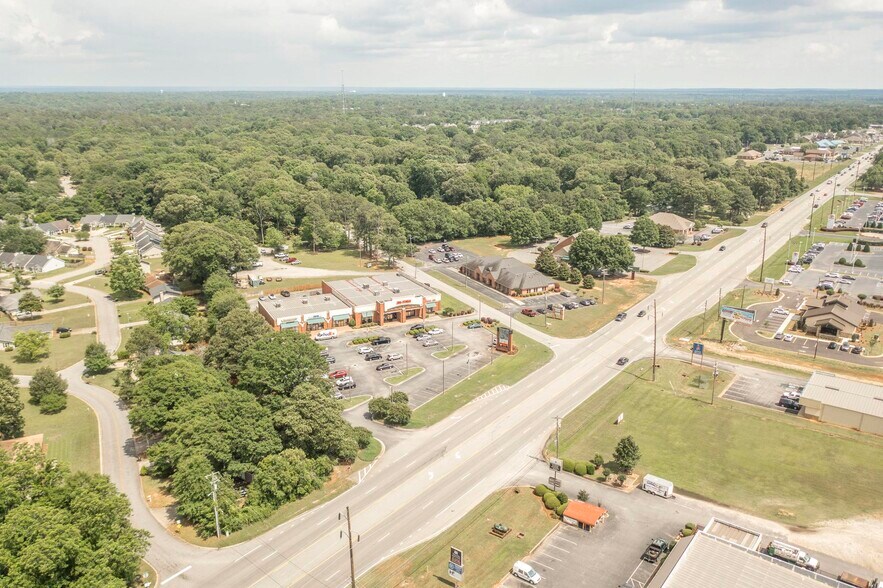 198 S Houston Lake Rd, Warner Robins, GA 31088 Shaheen PLaza