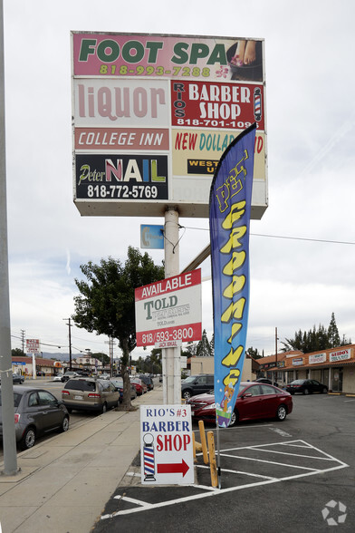 8640-8656 Lindley Ave, Northridge, CA for lease - Building Photo - Image 3 of 6