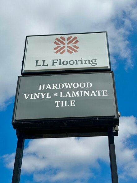 1140 West 81st Ave, Merrillville, IN for sale - Building Photo - Image 2 of 13