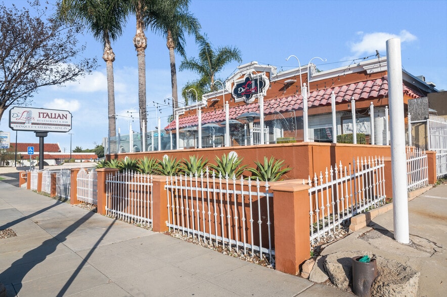 16503 Whittier Blvd, Whittier, CA for sale - Building Photo - Image 3 of 28