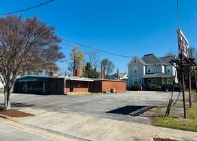 8 Metropolitan Dr, Greenville SC - Investment Property