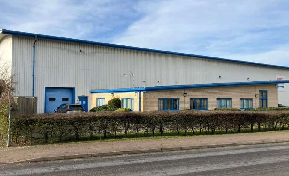 12-20 Penfold Dr, Wymondham for sale - Building Photo - Image 3 of 4