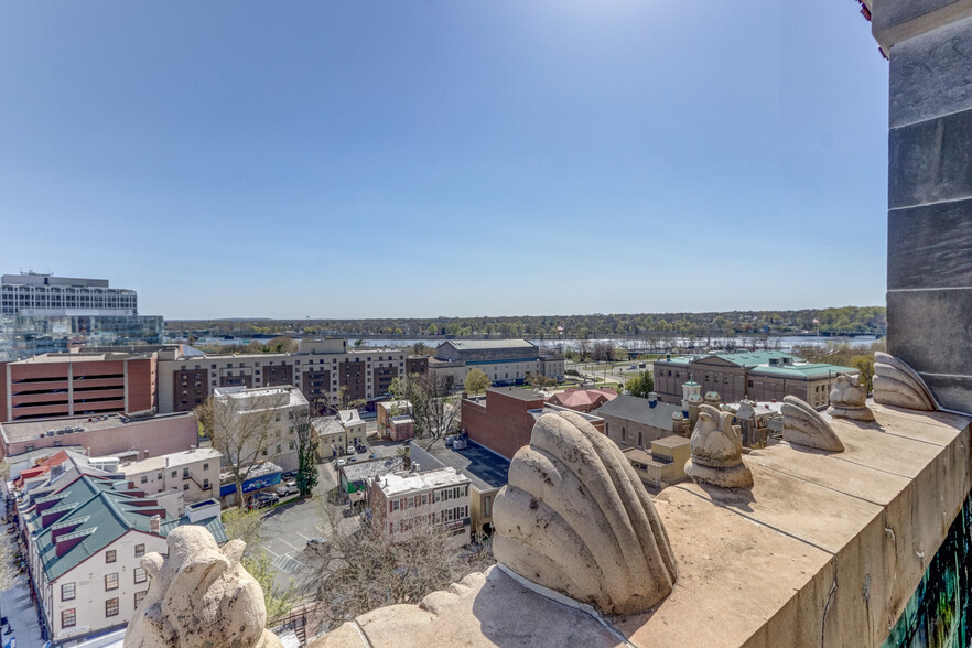 1 W State St, Trenton, NJ for lease - Building Photo - Image 3 of 12