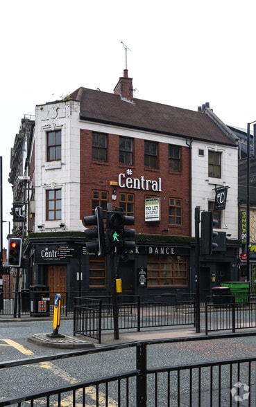 15 Marlborough Cres, Newcastle Upon Tyne for lease - Primary Photo - Image 1 of 2