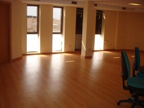 Office in Manresa, Barcelona for lease Interior Photo- Image 1 of 8