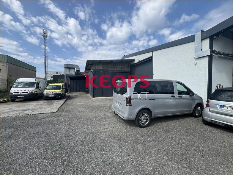 Flex in Toulouse for lease - Building Photo - Image 3 of 6
