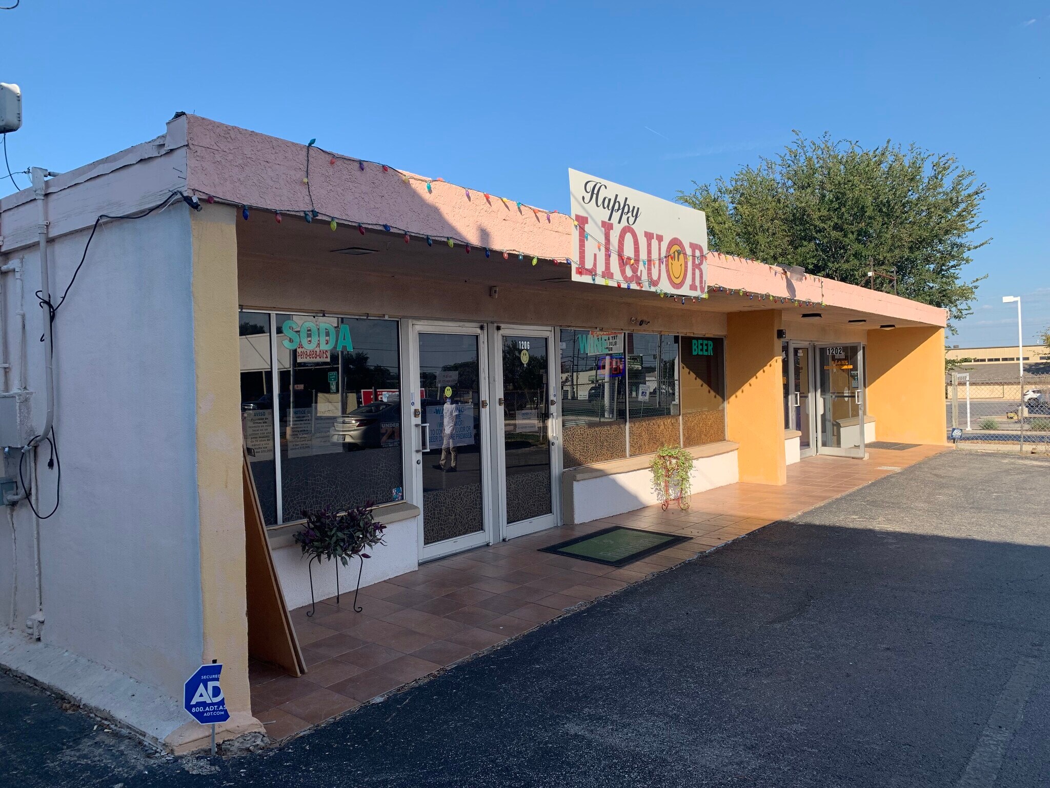 1202 Pat Booker, Universal City, TX 78148