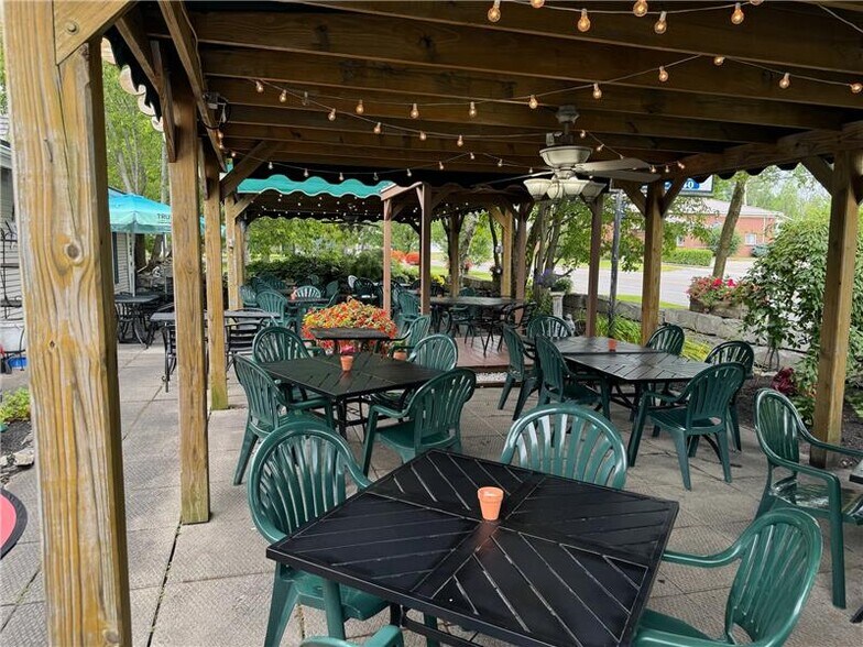 12050 New York 12E, Chaumont, NY for sale - Building Photo - Image 1 of 1