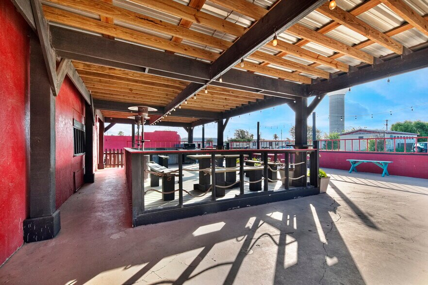 130 E Goodnight Ave, Aransas Pass, TX 78336 Hook & Ladder Brewpub