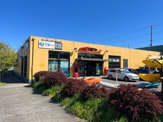 More details for 704 SE Washington St, Portland, OR - Retail for Sale
