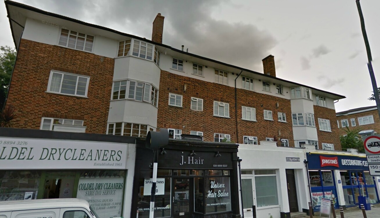 3950 Hampton Rd, Twickenham, MDS TW2 5QE