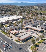 Van Buren Plaza I - Automotive Property