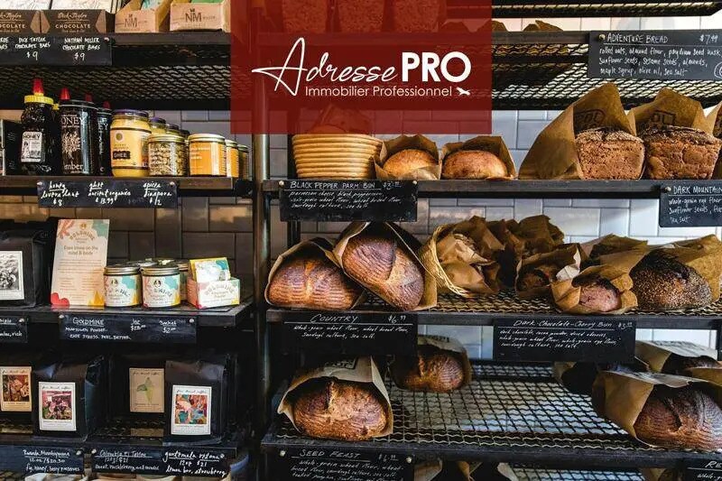 Retail in Bordeaux for lease - Interior Photo - Image 2 of 2