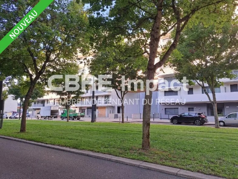 Retail in Dijon for lease - Building Photo - Image 3 of 11