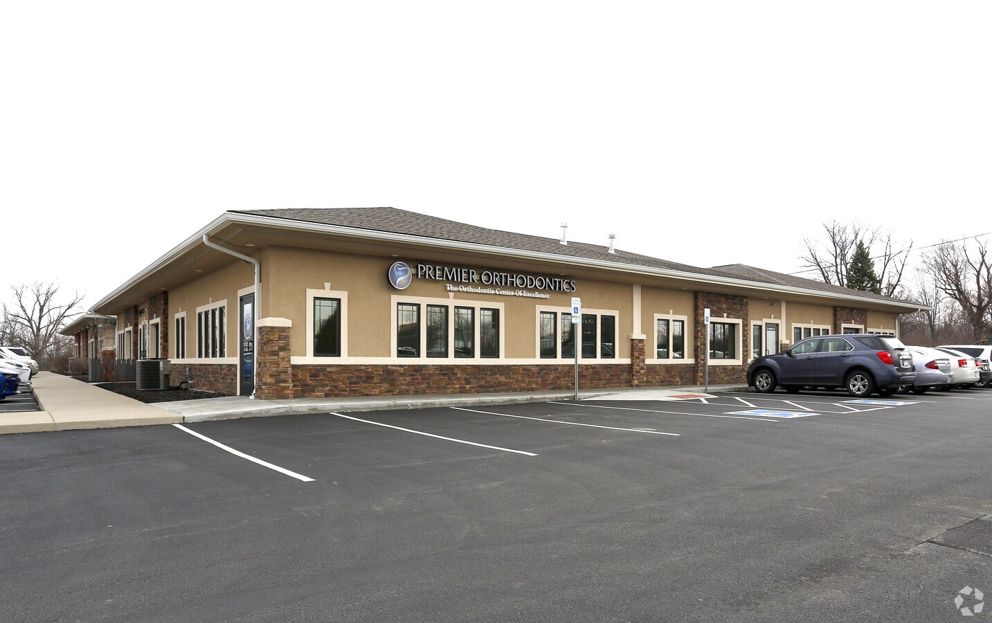 8860 Zionsville Rd, Indianapolis, IN 46268