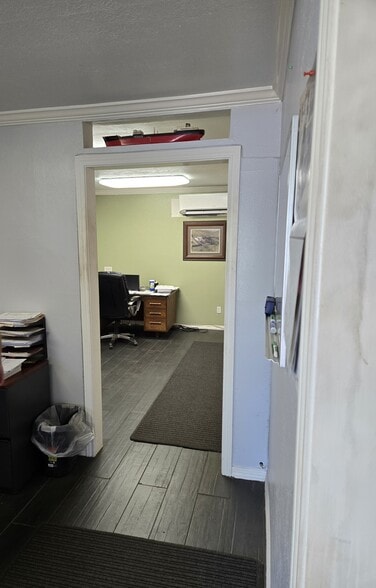 609 Carby, Houston, TX for sale - Building Photo - Image 2 of 15