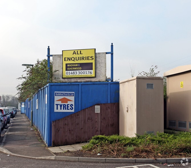 5 Woodbridge Mdws, Guildford for lease - Building Photo - Image 2 of 2