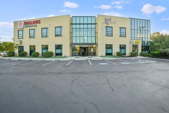 600-604 Morrison Rd, Gahanna, OH for lease Building Photo- Image 1 of 6