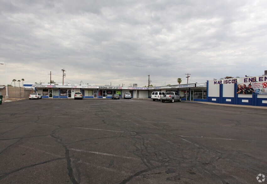 4108-4130 N 27th Ave, Phoenix, AZ for lease - Building Photo - Image 2 of 3