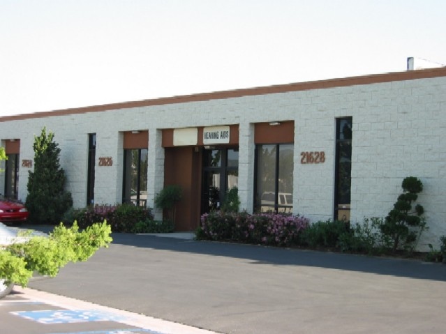 21610 Lassen St, Chatsworth, CA for lease - Building Photo - Image 2 of 4