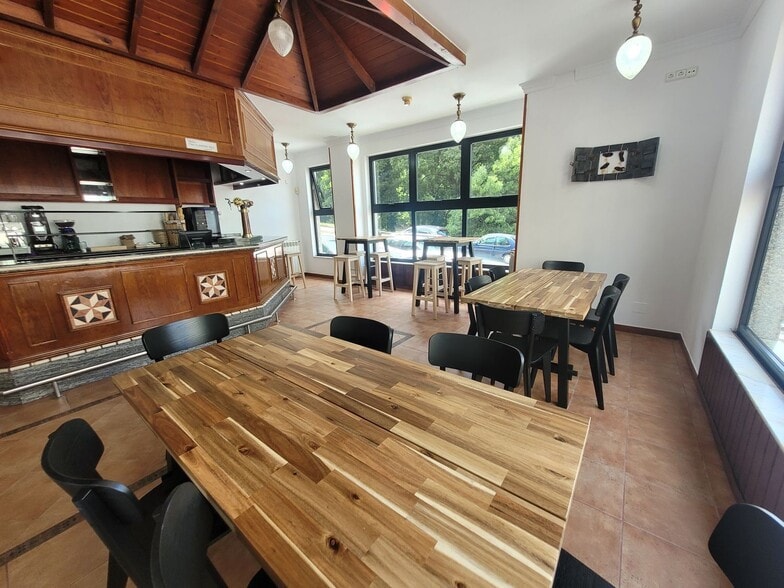 Retail in Santiago de Compostela, La Coruna for sale - Building Photo - Image 1 of 25