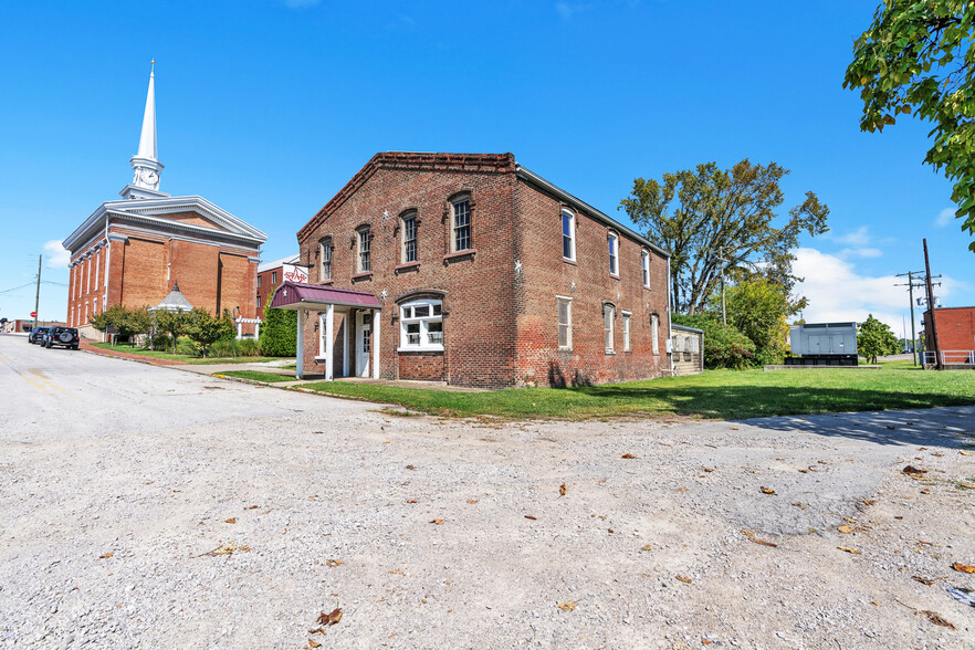 30 E 3rd St, New Albany, IN for sale - Building Photo - Image 3 of 28