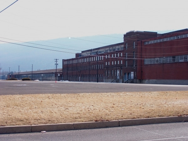 820 E Bald Eagle St, Lock Haven, PA for lease - Building Photo - Image 2 of 9