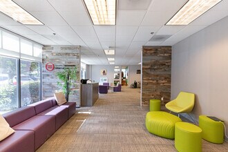 2331 Alhambra Blvd, Sacramento, CA for lease Interior Photo- Image 1 of 4